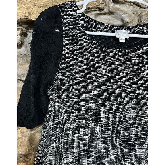 Women’s 9-HI5 StCL Anthropologie Textured Shift Dress Black Lace Sleeves Front P - Picture 2 of 6